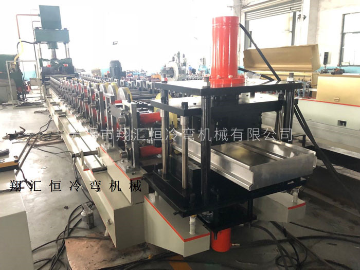 成型機設備 成型機設備